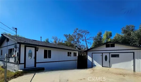 17207 Voorhes Lane, Ramona, CA 92065