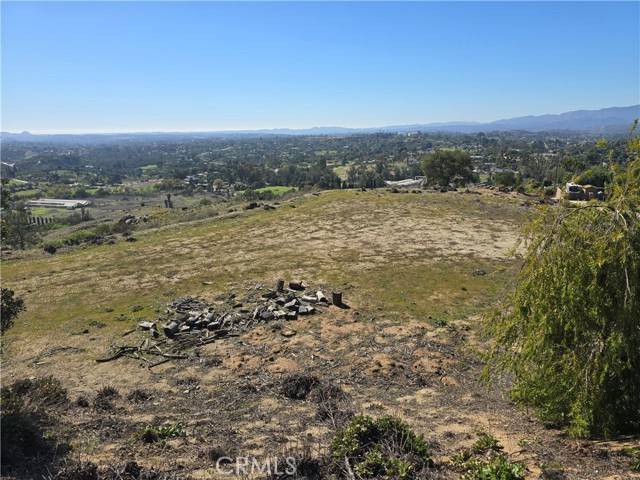 Fallbrook, CA 92028,1387 Las Vistas Road