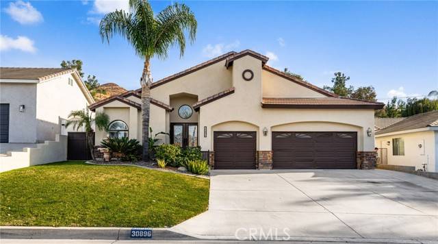 30896 Emperor Drive, Canyon Lake, CA 92587