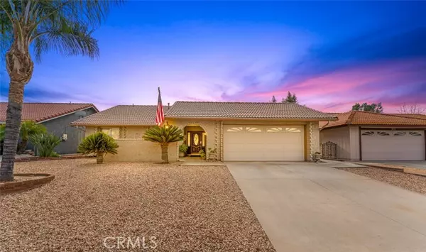 1865 Flame Tree Way, Hemet, CA 92545