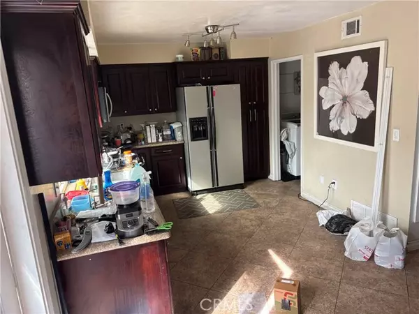 Corona, CA 92882,1326 Via Del Rio