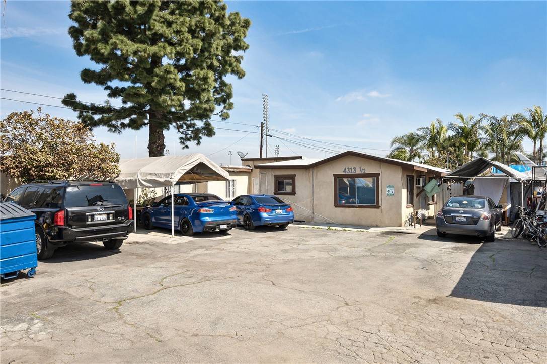 Bell, CA 90201,4313 Florence Avenue