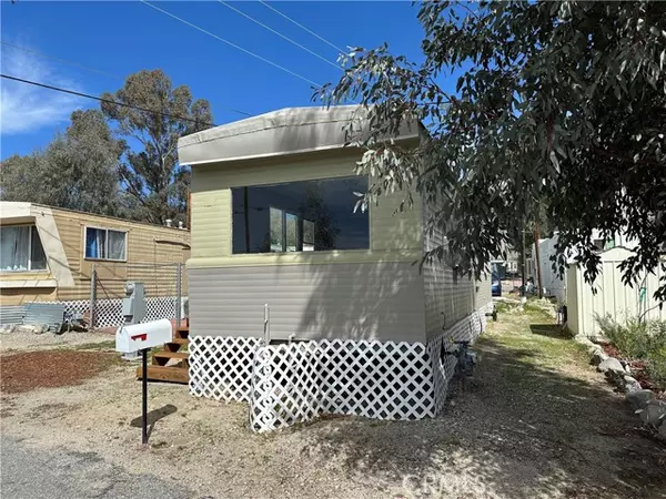 Morongo Valley, CA 92256,51063 29 Palms Hwy