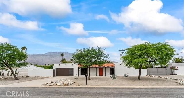 2325 North Magnolia Road, Palm Springs, CA 92262