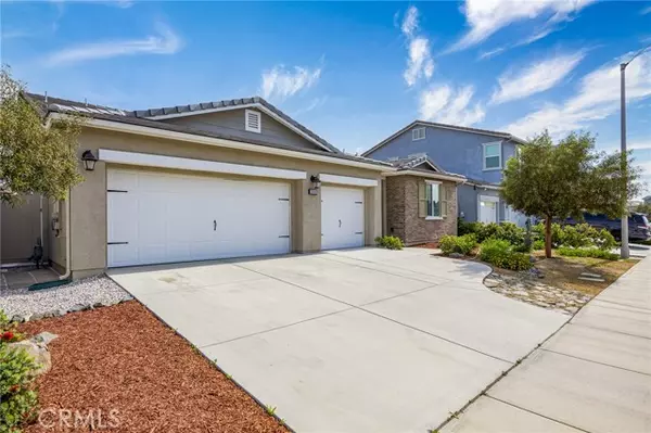 Lake Elsinore, CA 92530,29140 Tanoak