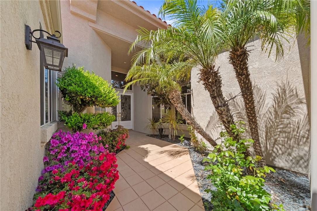 Murrieta, CA 92562,38253 Greywalls Drive