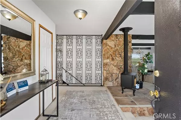Escondido, CA 92026,28410 Faircrest Way