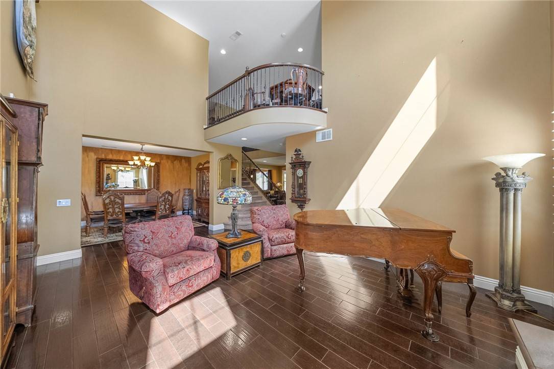Temecula, CA 92592,33931 Baystone Street