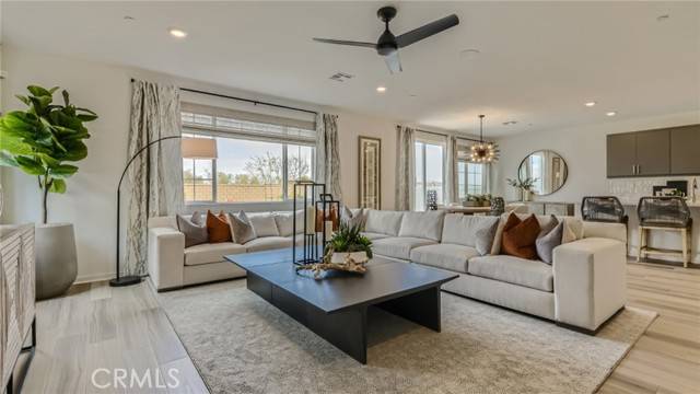 2794 Emerald Bay Drive, Rialto, CA 92377