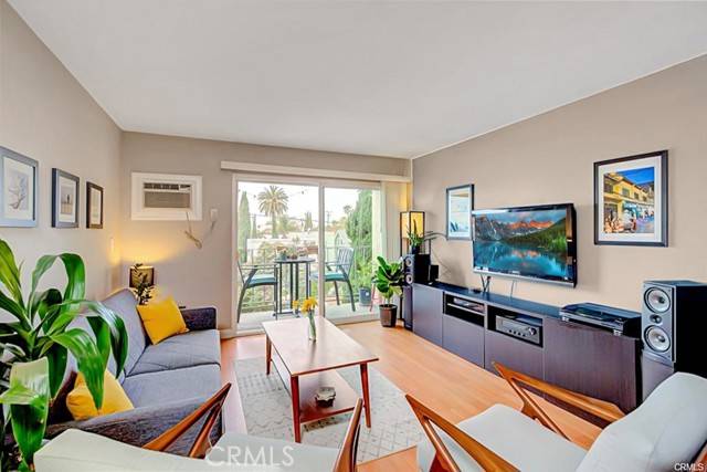 Long Beach, CA 90814,2844 East 3rd Street