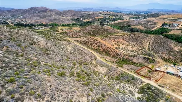 Wildomar, CA 92595,0 Upton