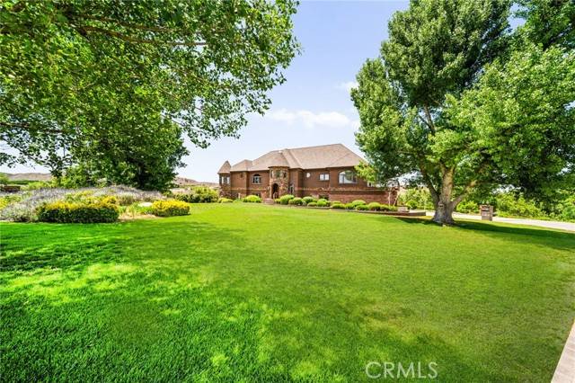 Lake Mathews, CA 92570,21605 Via Liago