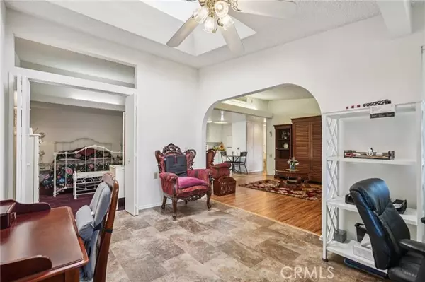 Seal Beach, CA 90740,1181 Oakmont Rd