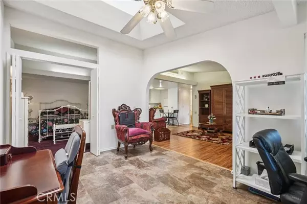 Seal Beach, CA 90740,1181 Oakmont Rd