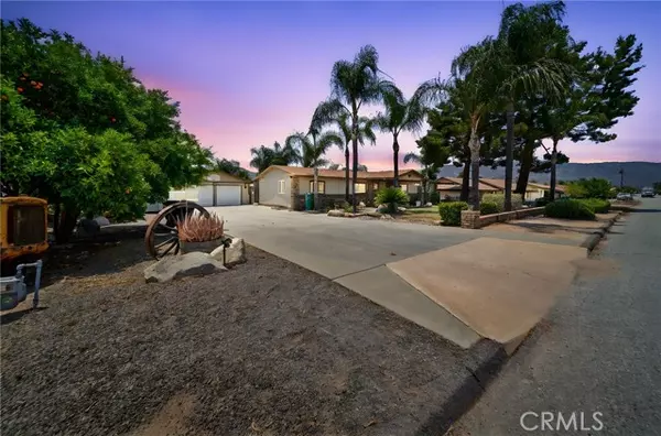 Wildomar, CA 92595,22135 Grove Street