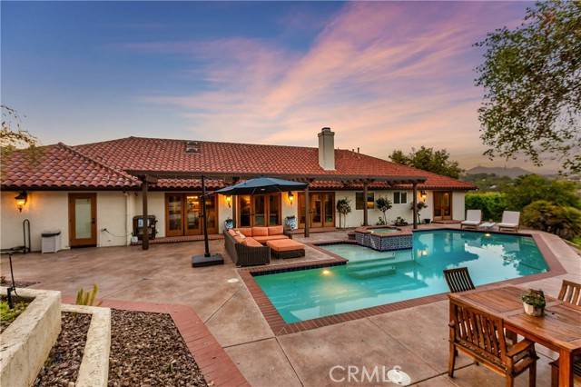 Fallbrook, CA 92028,707 South Live Oak Park Road