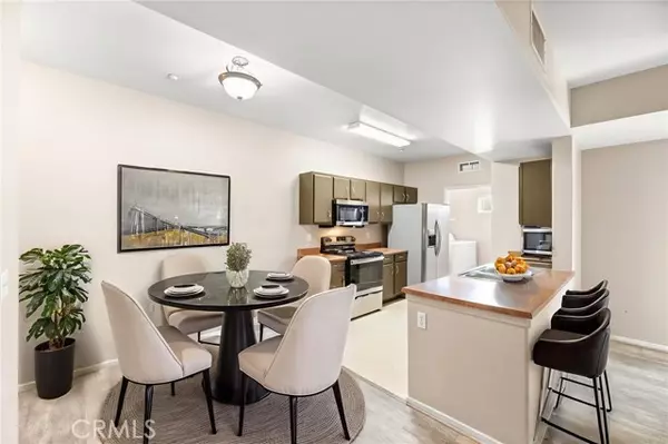 Murrieta, CA 92562,24909 Madison Avenue #2224