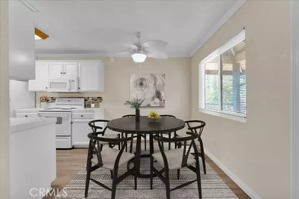 Escondido, CA 92027,2041 E Grand Ave