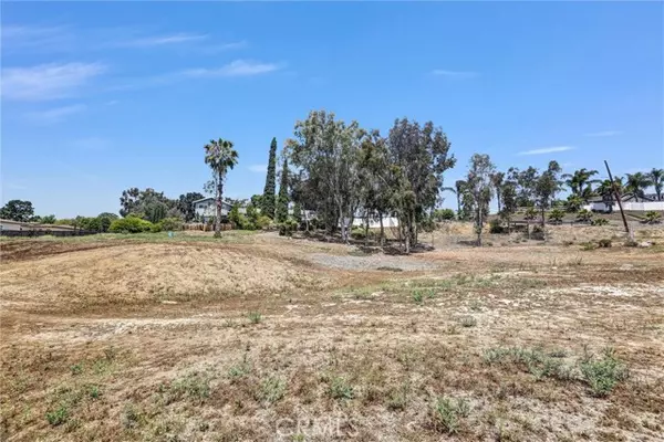 Vista, CA 92081,1776 Sunset Drive