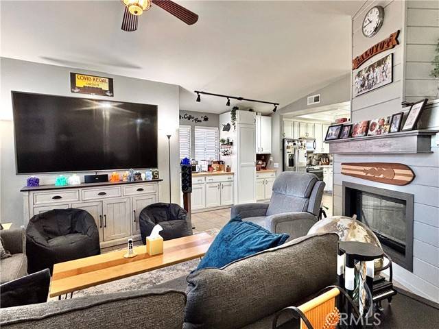 Murrieta, CA 92562,23634 Underwood Circle