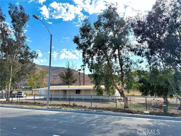 San Jacinto, CA 92582,312 North Warren Road