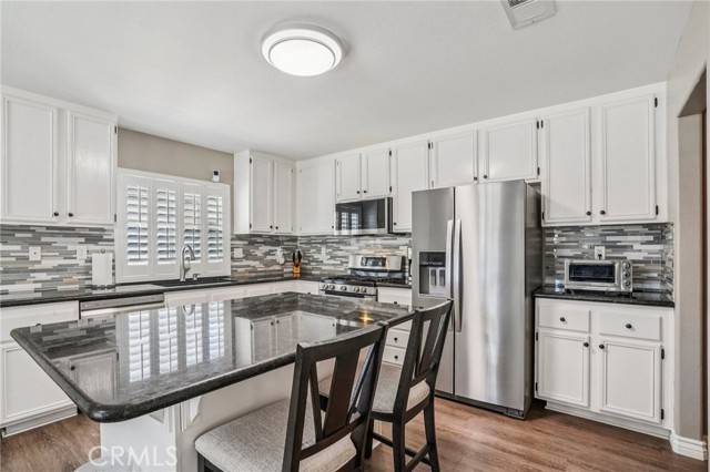 1519 Bluejay Way, Hemet, CA 92545