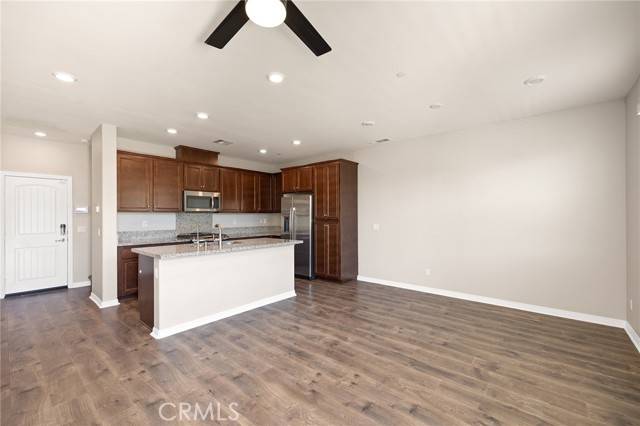 Murrieta, CA 92563,40203 Calle Real