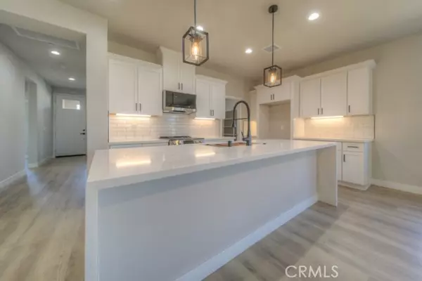 Cathedral City, CA 92234,67825 Rio Vista