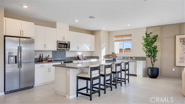 7543 Taylor Avenue, Hesperia, CA 92345