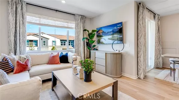 Ontario, CA 91762,2707 East Amberley Privado