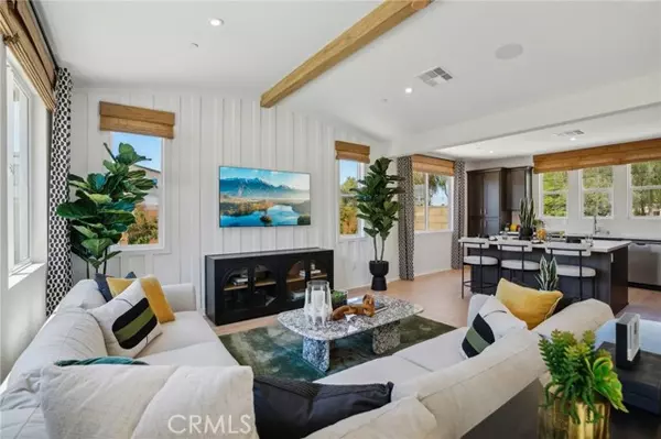 Cathedral City, CA 92234,138 Via Palermo