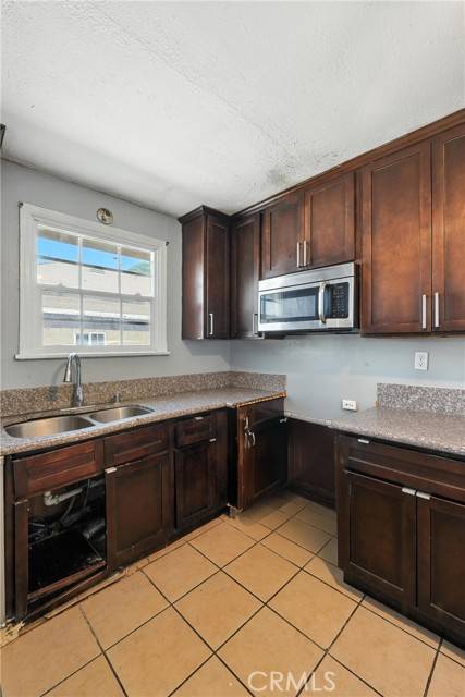 San Bernardino, CA 92411,1271 West 19th Street