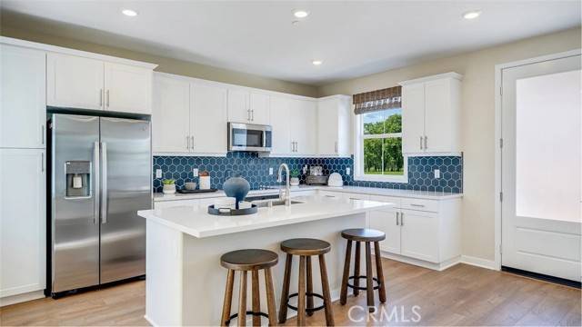 2601 East Hyde Paseo, Ontario, CA 91762