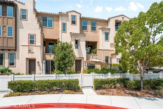 Oceanside, CA 92056,1253 Via Lucero