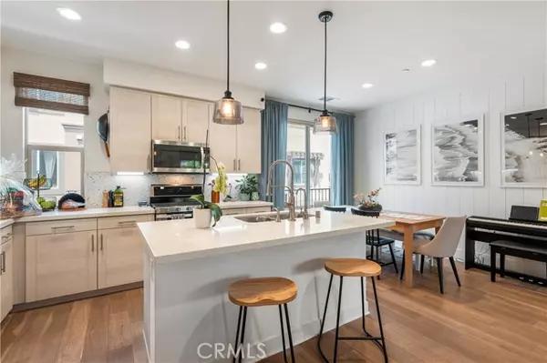 Oceanside, CA 92056,1253 Via Lucero