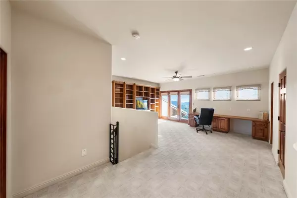 Temecula, CA 92590,45250 Tomasito Circle