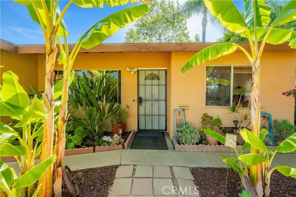 Fallbrook, CA 92028,2048 Pomegranate Lane