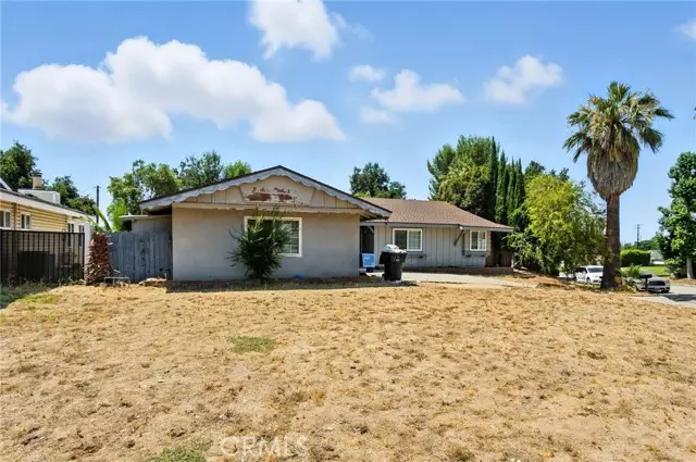 San Bernardino, CA 92404,5681 Dumbarton Avenue