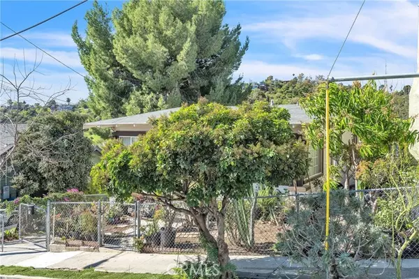 Los Angeles, CA 90042,5037 Montezuma Street