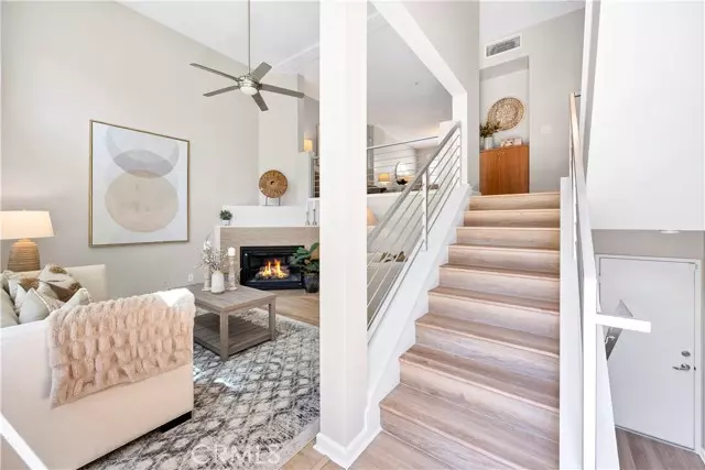 Santa Ana, CA 92705,452 East Jeanette Lane