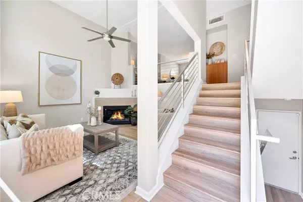 452 East Jeanette Lane, Santa Ana, CA 92705