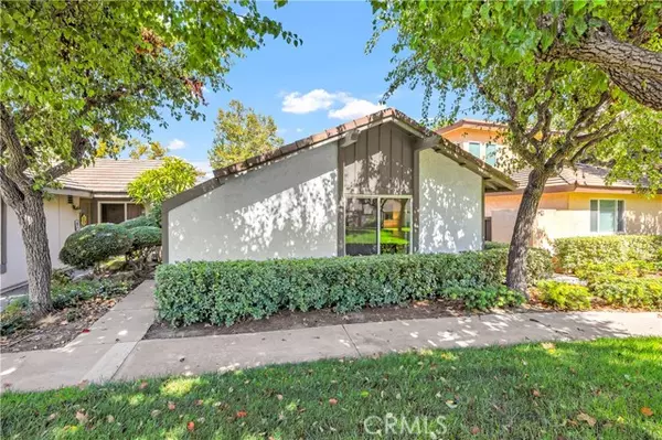 Irvine, CA 92618,74 Orchard