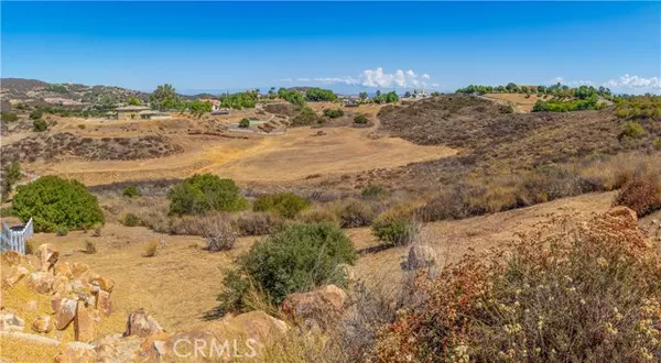 Murrieta, CA 92562,3 King Court