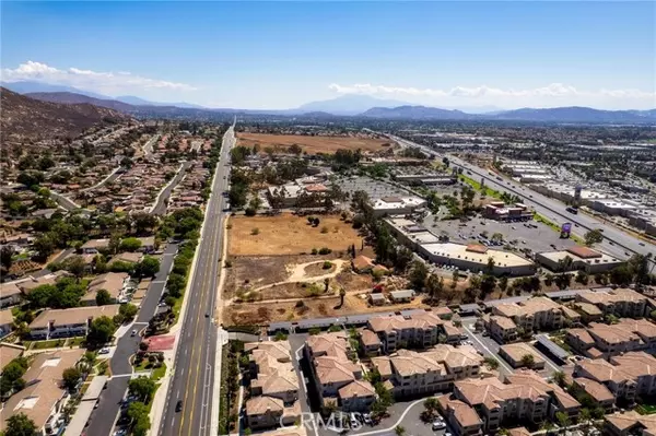 Moreno Valley, CA 92557,21665 Box Springs Road
