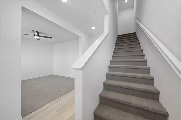 San Diego, CA 92154,5465 Seacliff Place