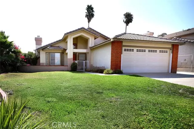 Murrieta, CA 92563,25567 woodside Circle