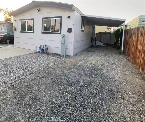 351 East seventh East Street, San Jacinto, CA 92583