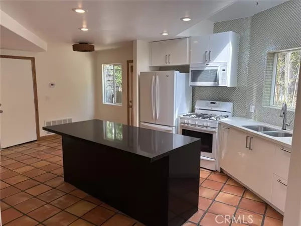 Encinitas, CA 92024,1707 Hygeia Avenue