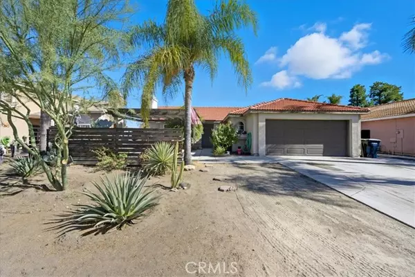 19250 Henshaw Ct, Lake Elsinore, CA 92530