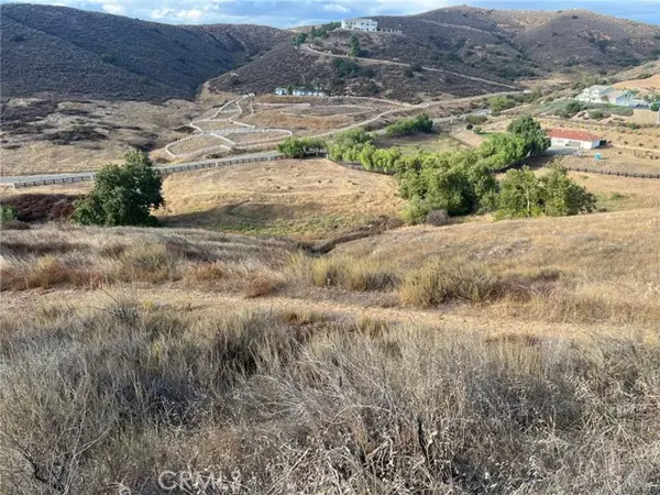 Murrieta, CA 92562,995 Via Feliz